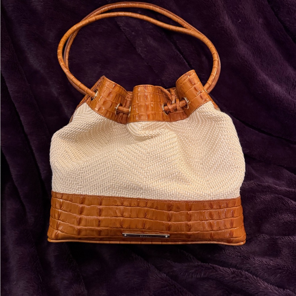 Brahmin NWT Tan and Cream Shoulder Bag